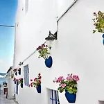 أغان بنسيون